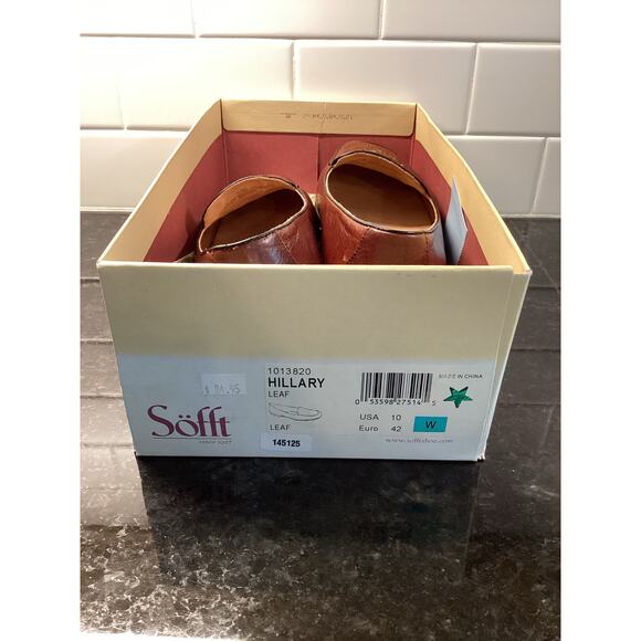 soft Women's embroidered leather loafer Hilllary color leaf women's us size 10W - Picture 11 of 11